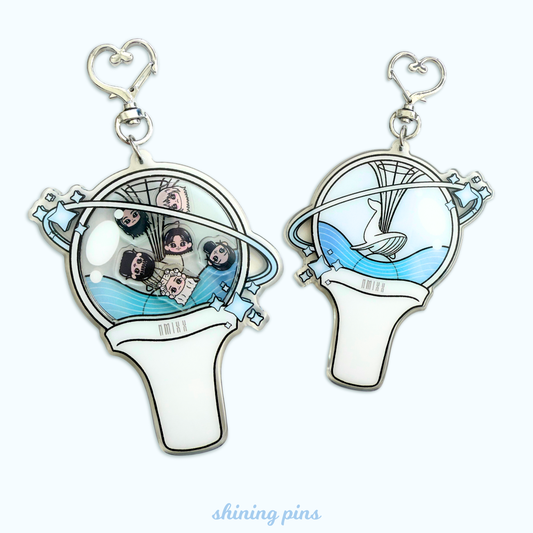 NMIXX Lightstick Shaker Keychain